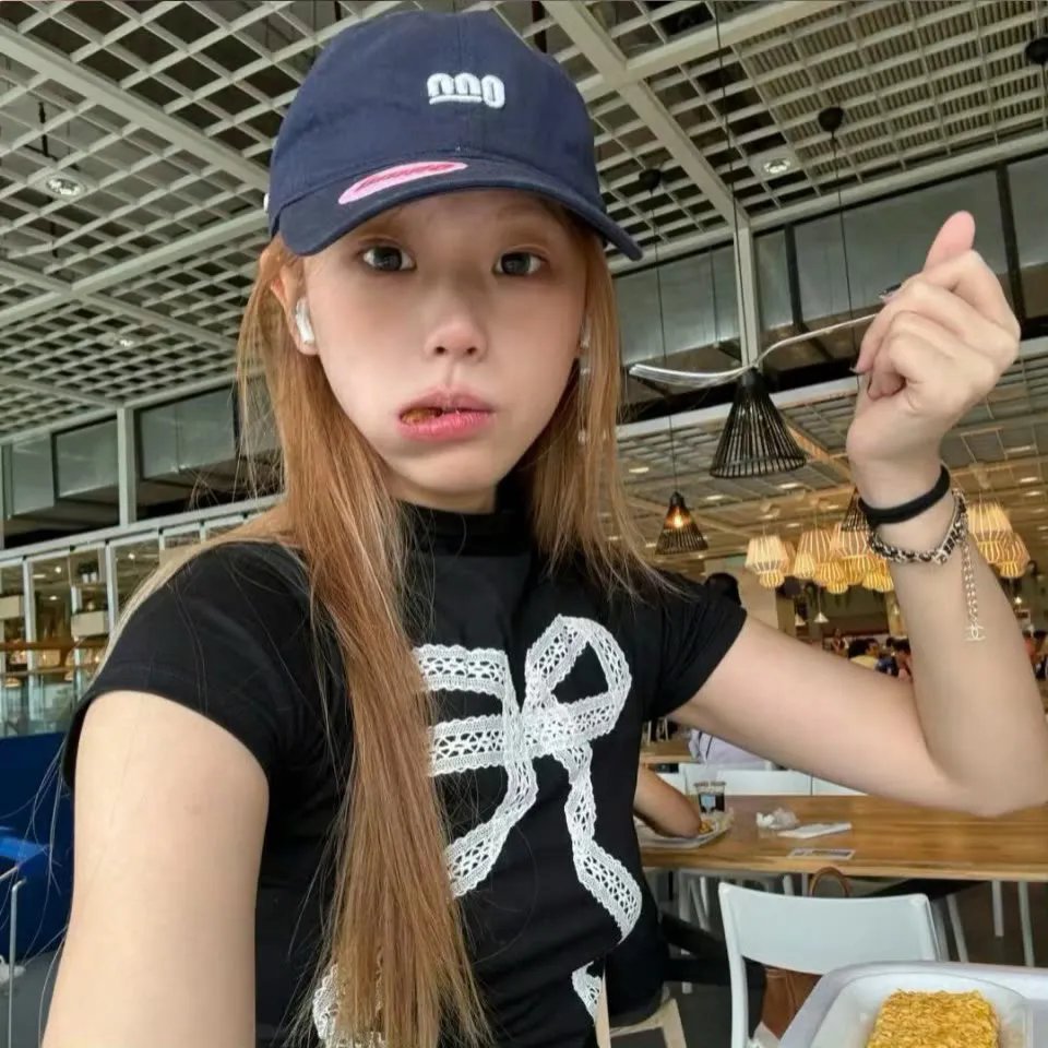 劲辣红巨人